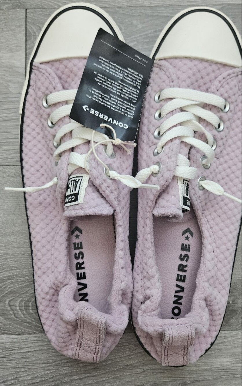 Converse Chuck Taylor Women's Shoreline Slip-on Violet Faux Fur Shoes Size 11 - Picture 2 of 6